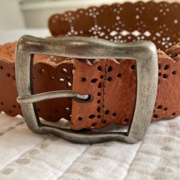 Fossil Tan Brown Leather Brogue Belt Coastal Cowgirl Western Boho Chic Sz M - Picture 2 of 11